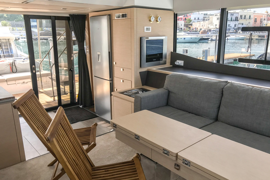 Fountaine Pajot MY44